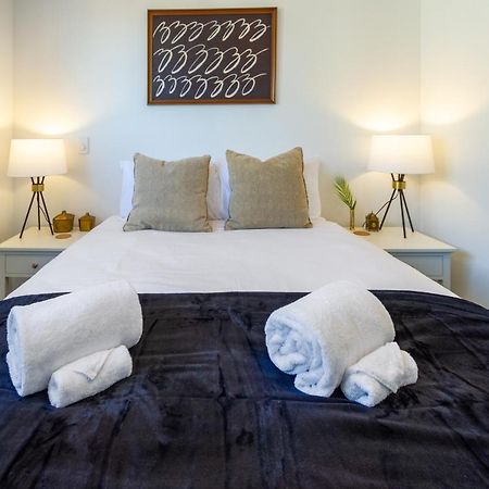 Harmony Hideout 2 Bed 2 Bath Apartment Christchurch Bagian luar foto